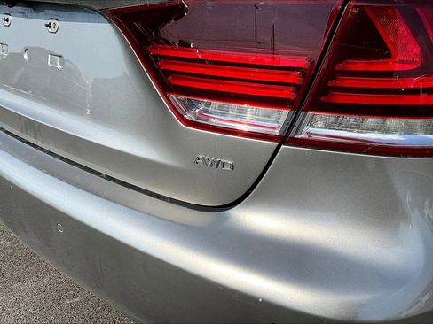 Used 2017 Lexus LS 460 AWD w/ Comfort Package image 23