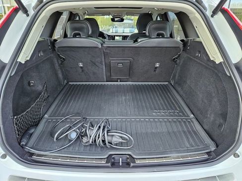 Certified 2023 Volvo XC60 T8 Plus w/ Protection Package Premier AWD/4WD image 12
