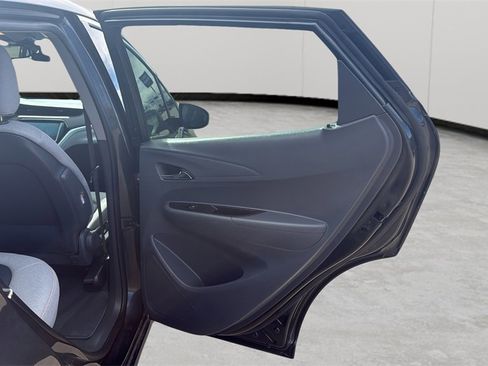 Used 2021 Chevrolet Bolt LT image 48