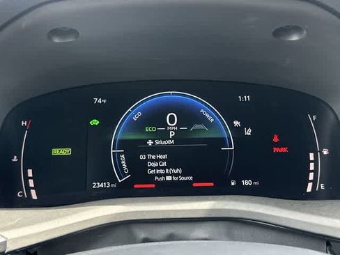 Used 2025 Toyota Camry LE image 6