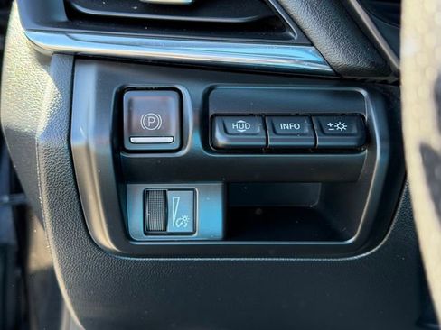 Used 2021 Cadillac CT4 V w/ Technology Package image 12