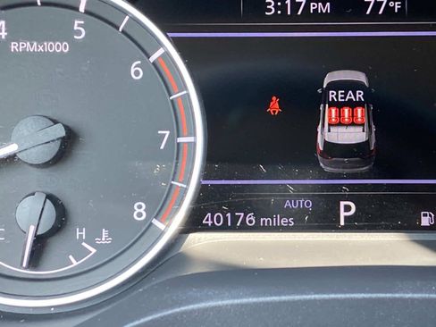Used 2025 Nissan Rogue SV AWD/4WD image 30