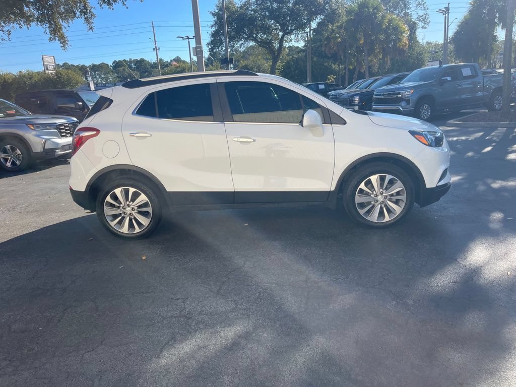 Used 2020 Buick Encore Preferred FWD image 7