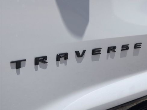 Used 2024 Chevrolet Traverse RS w/ LPO, Floor Liner Package AWD/4WD image 6