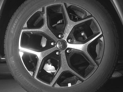 Used 2025 Jeep Compass Limited image 15