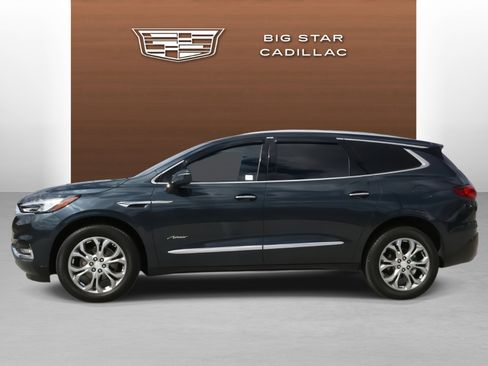 Used 2019 Buick Enclave Avenir w/ Avenir Technology Package image 2