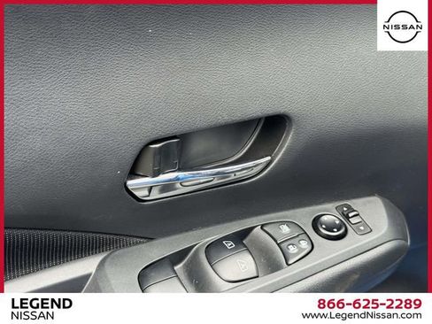 Used 2024 Nissan Kicks SV FWD image 15