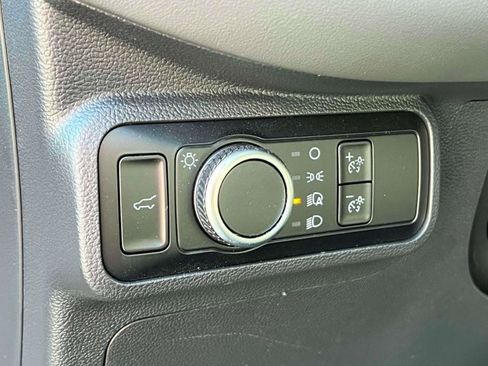 Used 2026 Ford Explorer Active AWD/4WD image 25