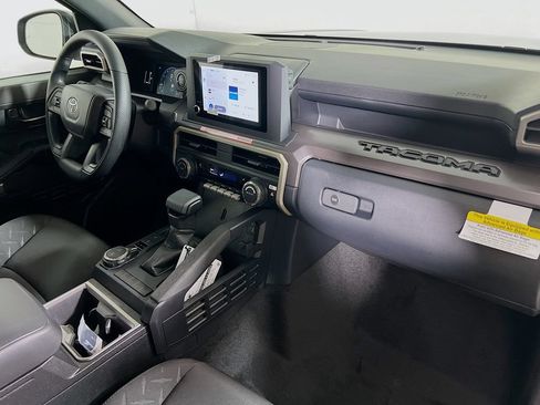New 2026 Toyota Tacoma SR5 AWD/4WD image 22