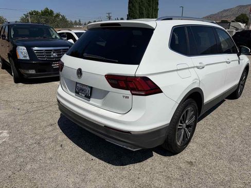 Used 2018 Volkswagen Tiguan SEL FWD image 4