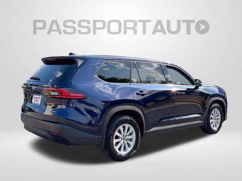 Used 2026 Toyota Grand Highlander AWD image 8