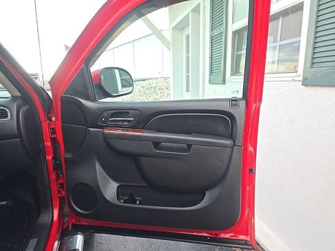 Used 2011 Chevrolet Silverado 1500 LTZ image 24