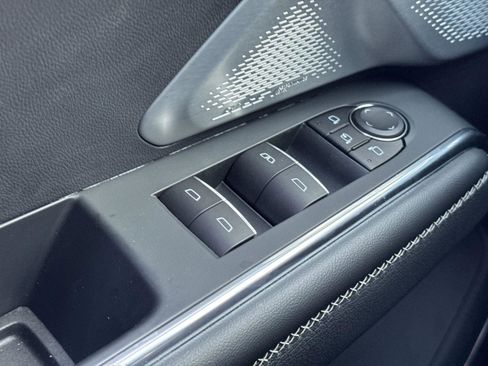 New 2025 GMC Acadia Denali w/ Super Cruise Package image 24