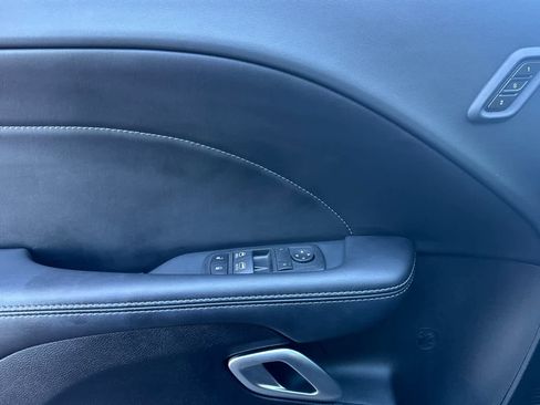 Used 2023 Dodge Challenger GT w/ Plus Package image 12