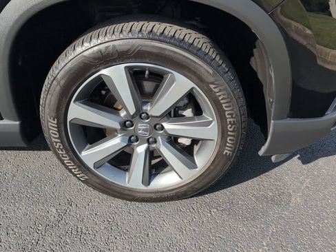 Used 2025 Honda Pilot Elite image 57