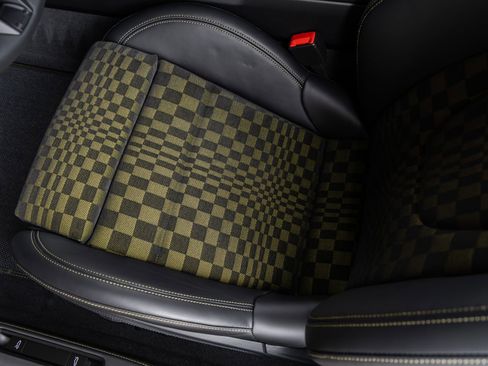 Certified 2026 Porsche 911 GTS RWD image 38
