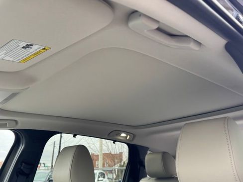 Used 2025 MAZDA CX-90 Plug-In Hybrid w/Premium Sport image 31