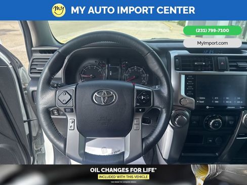 Used 2024 Toyota 4Runner SR5 Premium AWD/4WD image 15