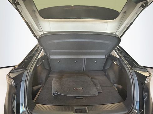 Used 2023 Nissan Ariya AWD image 30