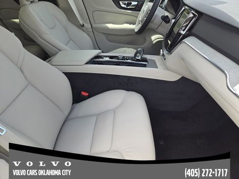 New 2026 Volvo V60 B5 Cross Country Plus w/ Climate Package AWD/4WD image 12