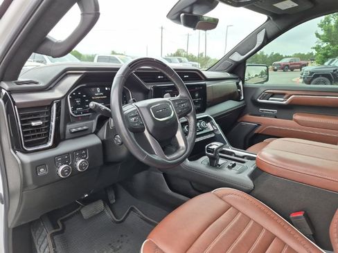 Used 2024 GMC Sierra 1500 Denali Ultimate AWD/4WD image 31