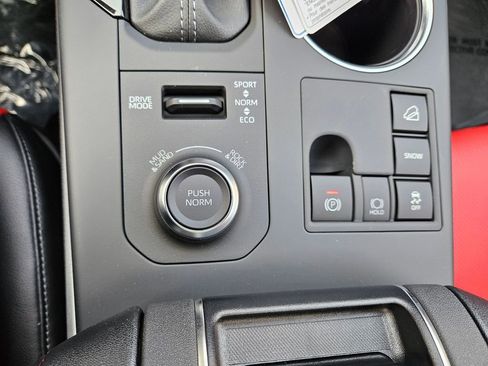 New 2025 Toyota Highlander XSE image 28
