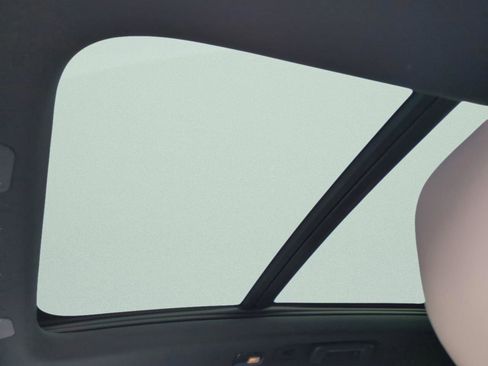 New 2026 Volvo XC90 B6 Plus w/ Protection Package Premier image 18