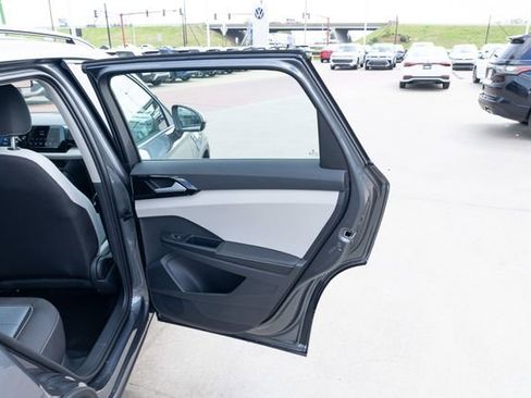 New 2026 Volkswagen Taos S FWD image 15