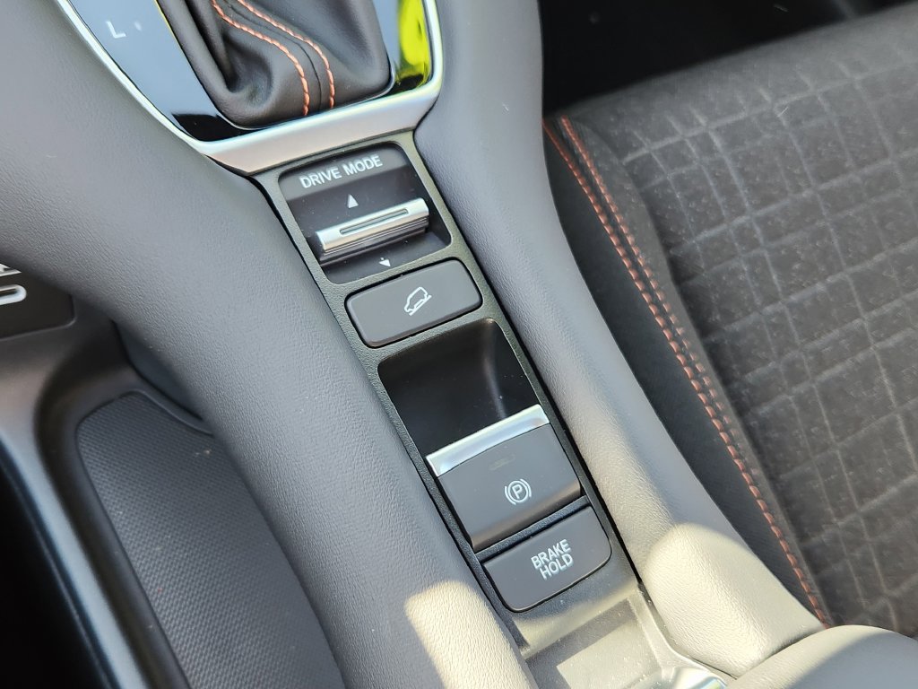 Used 2025 Honda HR-V Sport image 30