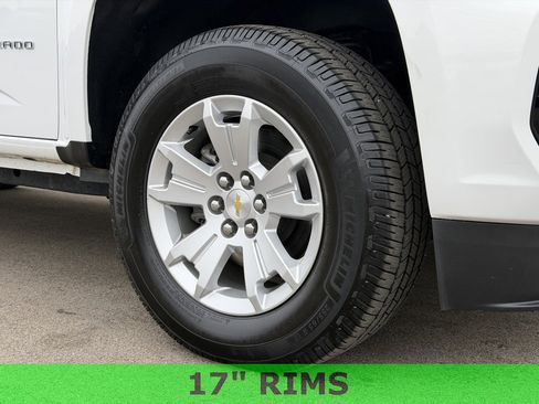 Used 2022 Chevrolet Colorado LT w/ Fleet Safety Package image 18