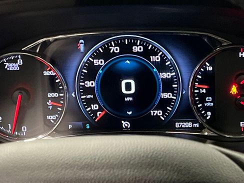 Certified 2019 GMC Acadia Denali image 21