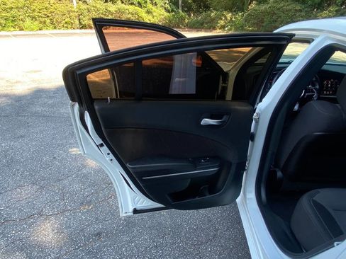 Used 2018 Dodge Charger R/T RWD image 42