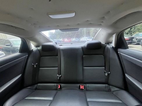 Used 2012 Chevrolet Caprice RWD image 16