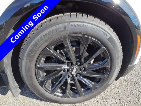 Used 2024 Cadillac Lyriq Sport RWD image 2