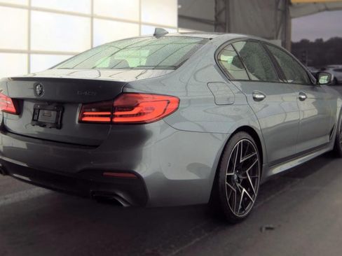 Used 2018 BMW 540i RWD image 3