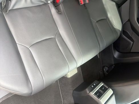Used 2024 Honda Accord Touring image 36