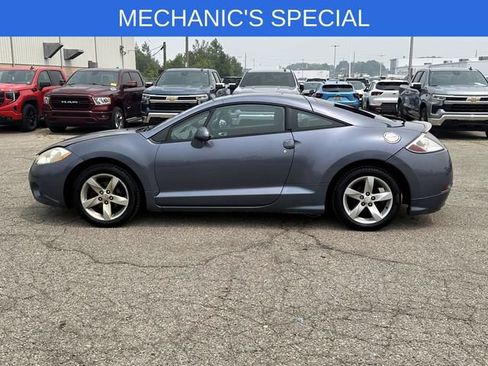 Used 2008 Mitsubishi Eclipse GS FWD image 2