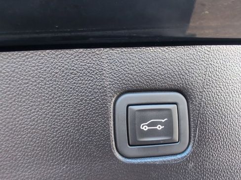 Certified 2024 Chevrolet Blazer RS w/ Driver Confidence II Package image 48