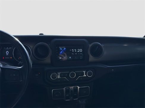 Used 2018 Jeep Wrangler Unlimited Sport S image 15