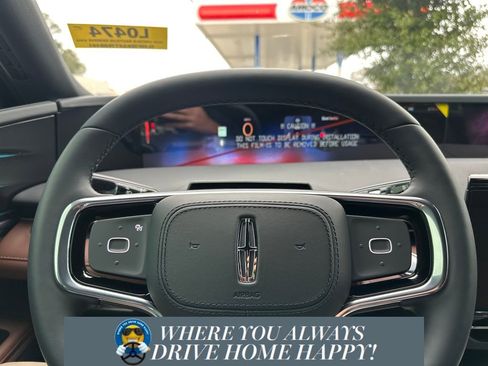 New 2026 Lincoln Nautilus Reserve image 6