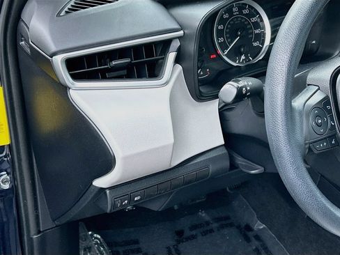 Used 2022 Toyota Corolla LE FWD image 10
