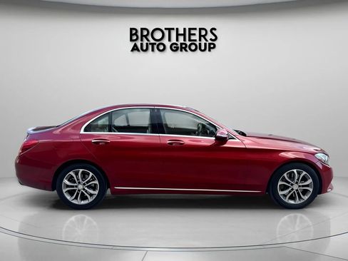 Used 2016 Mercedes-Benz C 300 Sedan w/ Surround View Package image 11