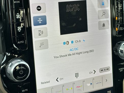 Used 2024 RAM 2500 Laramie image 17