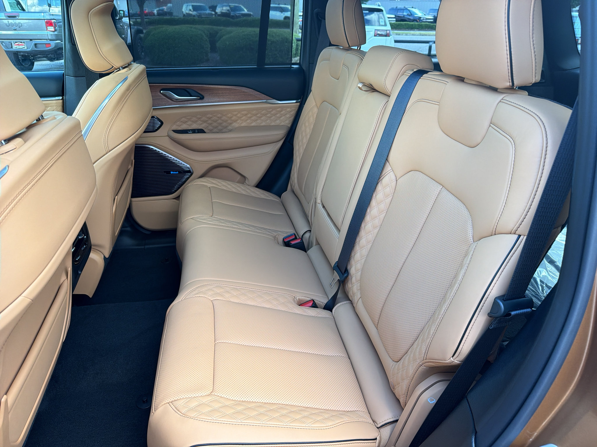 New 2027 Jeep Grand Cherokee Summit AWD/4WD image 27