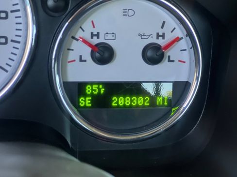 Used 2005 Ford F150 XLT RWD image 26