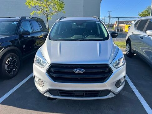 Used 2019 Ford Escape SEL AWD/4WD image 2