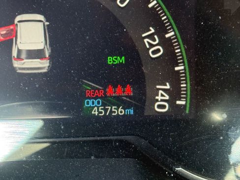 Used 2024 Toyota RAV4 Adventure AWD/4WD image 21