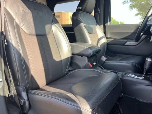 Used 2018 Jeep Wrangler Sport image 18