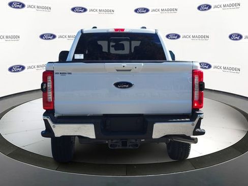 New 2026 Ford F350 Lariat w/ FX4 Off-Road Package image 4