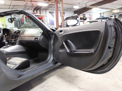 Used 2009 Saturn Sky Red Line RWD image 34